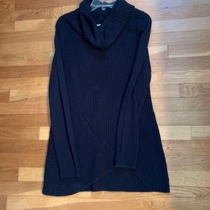 Tahari long sweater